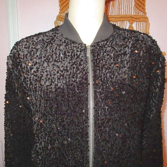 Madden NYC Black Velvet Sequin Bomber Jacket Size M Crop Whimsigoth Baddie Glam - Picture 2 of 12